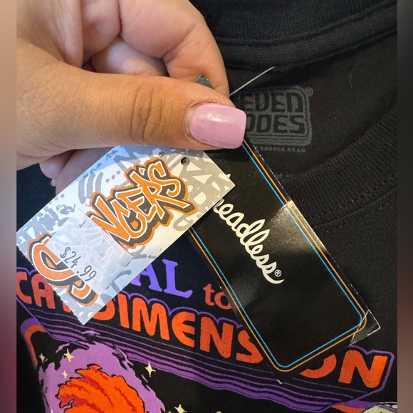 Steven Rhodes Graphic Tee - Picture 6 of 6